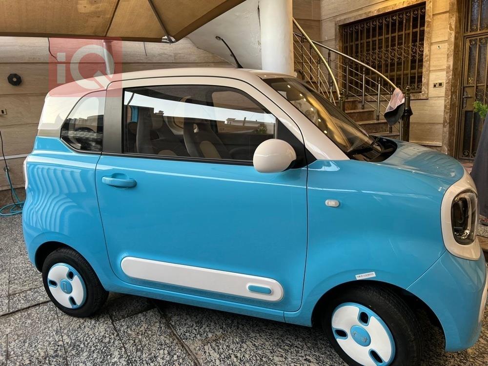 بێستون پۆنی